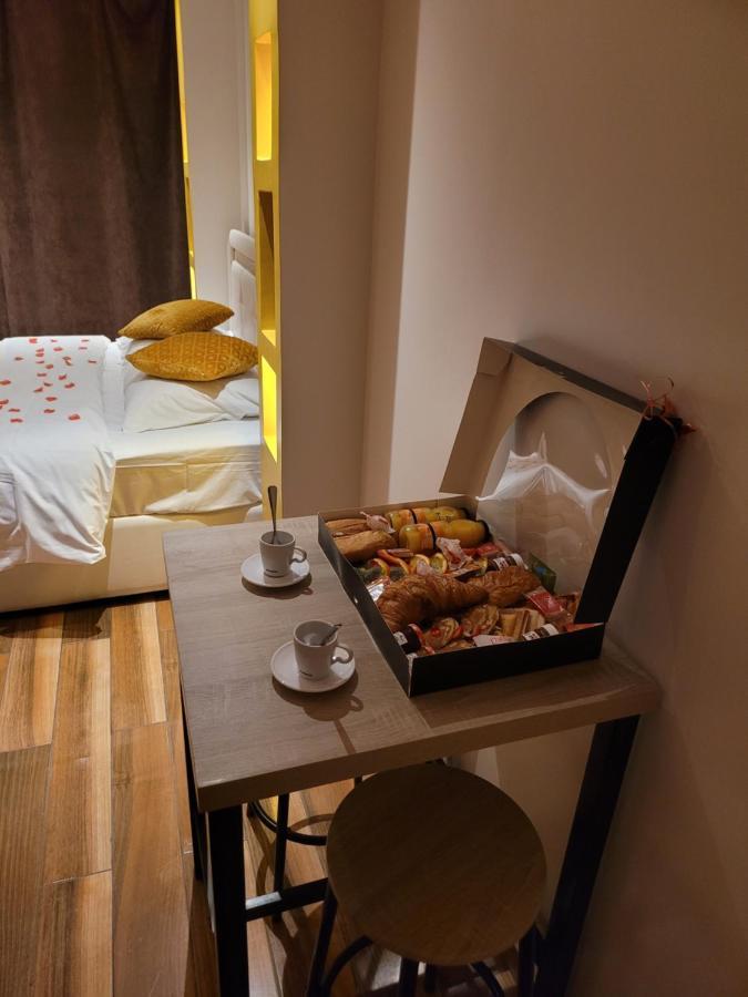 Spa Celyna Appartement Avec Jacuzzi Privatif Lyon Exteriér fotografie